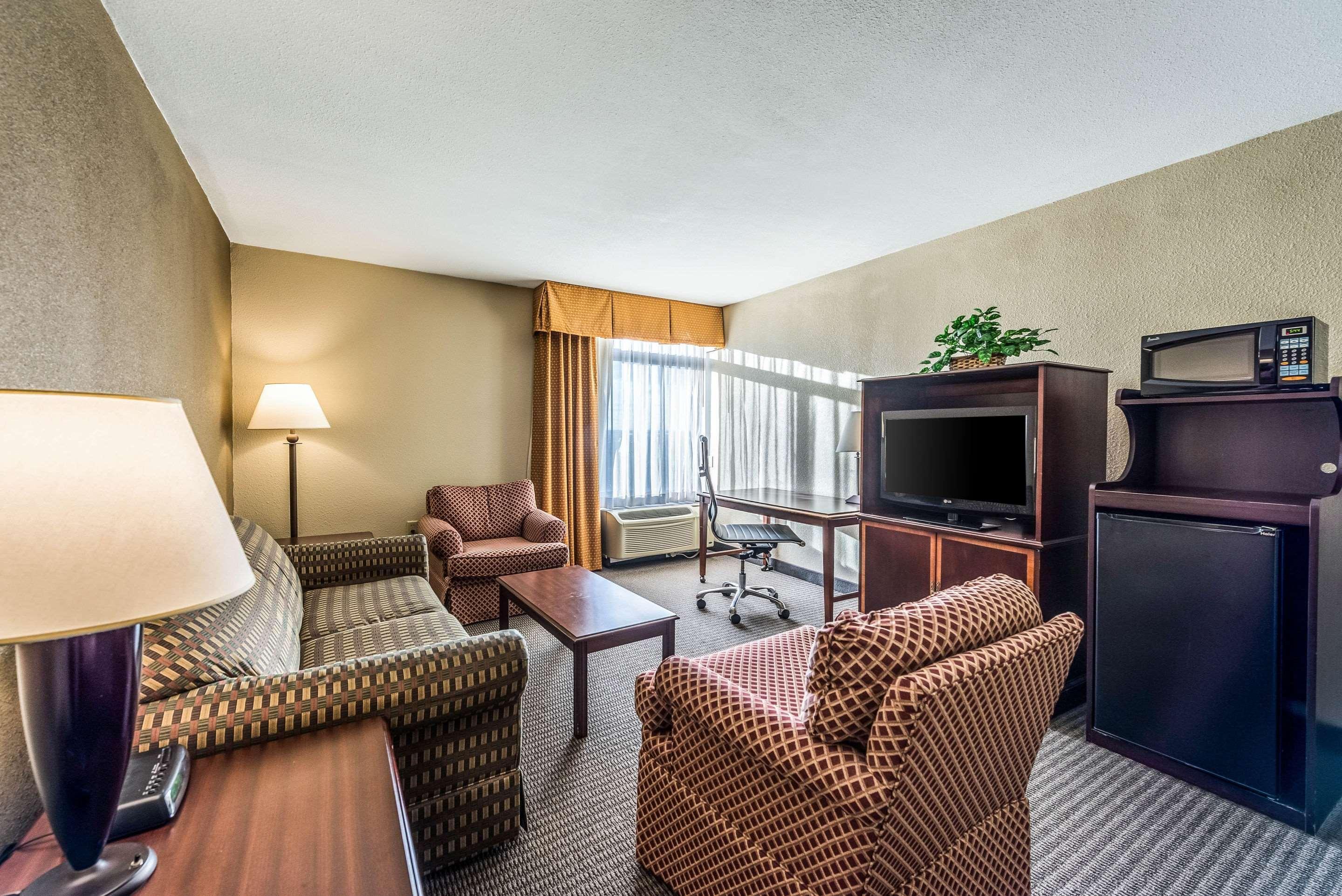 Clarion Hotel Cincinnati North Sharonville Εξωτερικό φωτογραφία